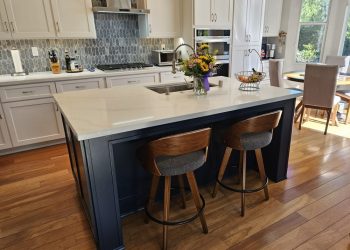 Simply White & Kendall Charcoal maple refacing. . .#authentic